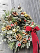 Load image into Gallery viewer, Christmas Wreath