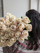 Load image into Gallery viewer, Valentine's Pink Rose Bouquet - Friday 13th February - Saturday 14th February
